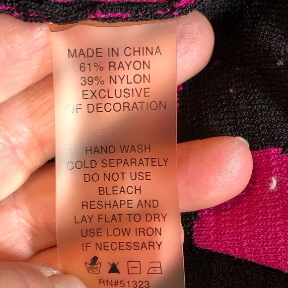 CHAUS sL magenta dot zip cardigan. Looks like pink but is a true magenta - Picture 4 of 4